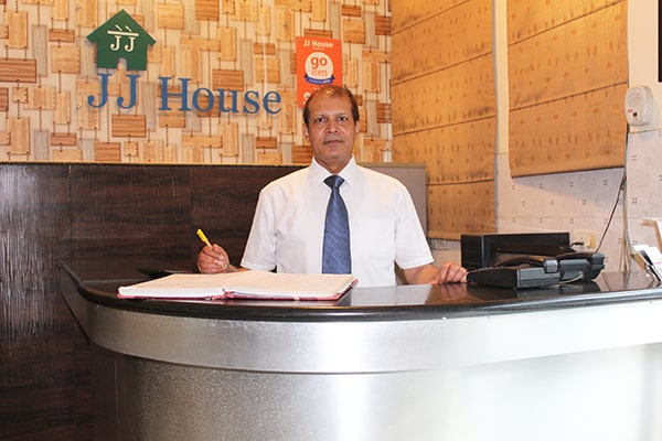 Reception - Budget Hotel in Gurgaon, Sector 27