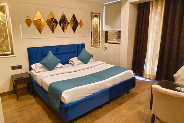 Rooms - Best Accomodation in Gurgaon, Sector 27