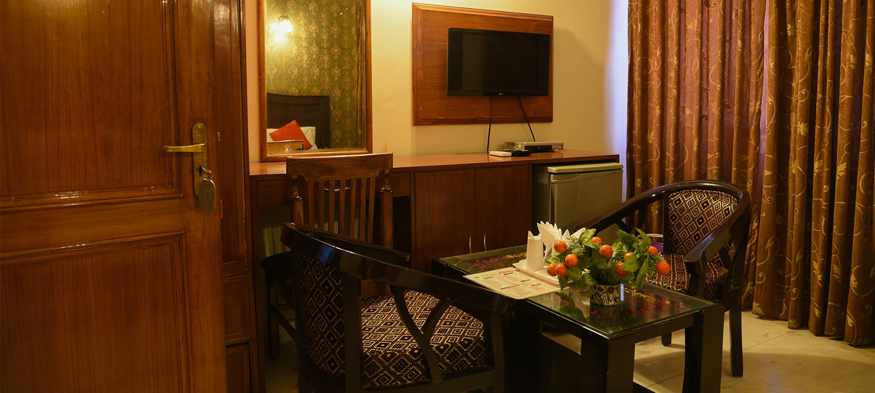 Best Guest House in Gurgaon, Sector 27 - JJ Guest House